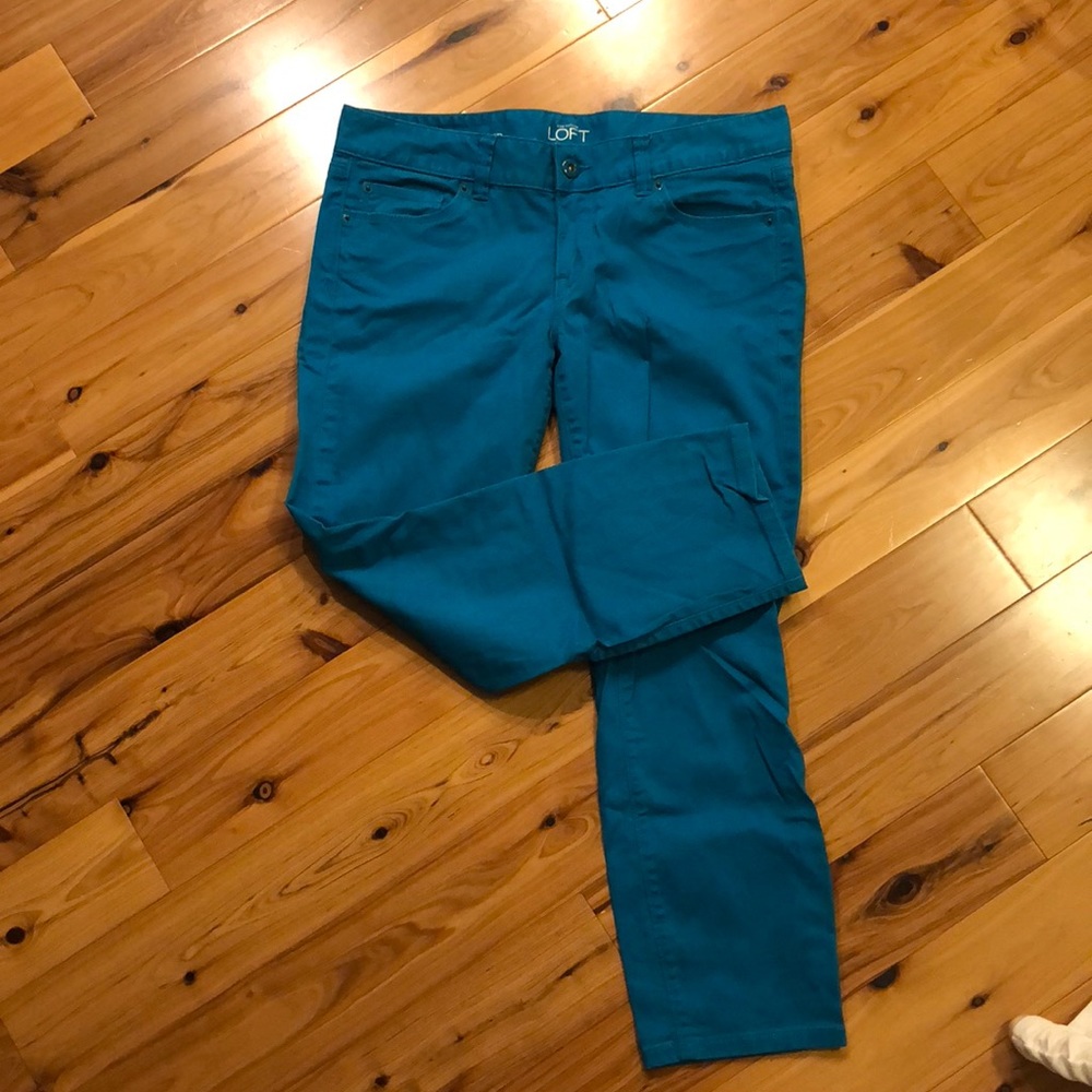 *5/25 Ann Taylor Loft modern crop jeans